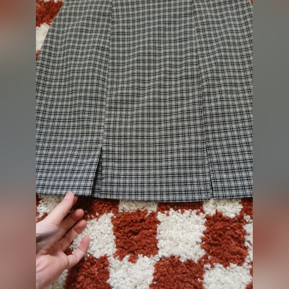 Vintage 90s Plaid Mini Skirt - Picture 2 of 5